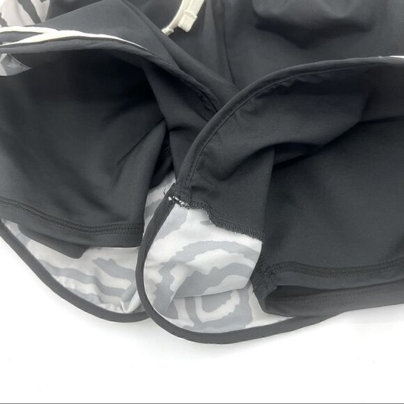 Nike Dri Fit Tiger Print (S) - Picture 6 of 8